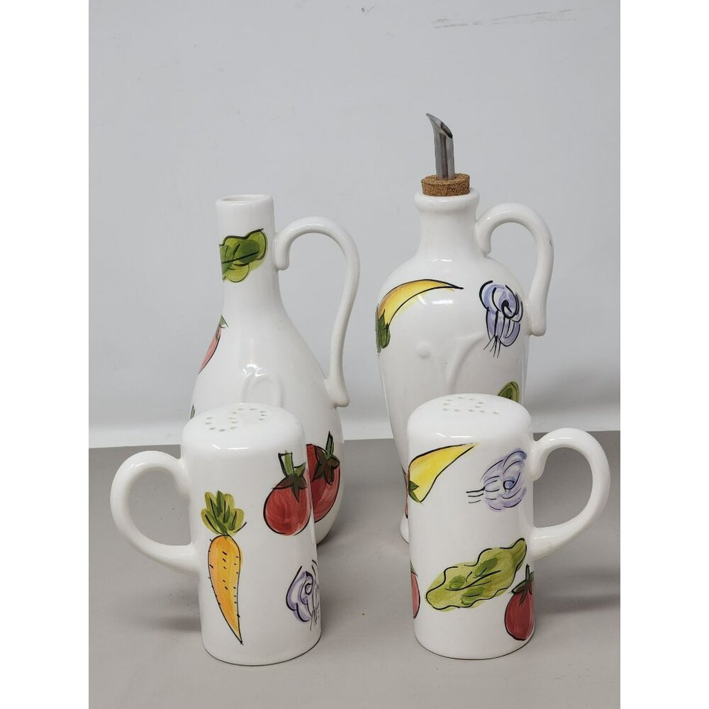 Cruets Oil & Vinegar/1Stopper Salt & Pepper Shakers‎ Handpainted